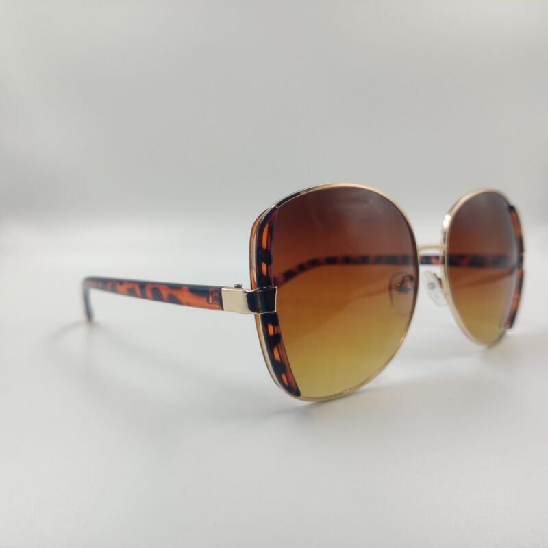 Green Rimless Aviator  Men Sunglasses - Image 2