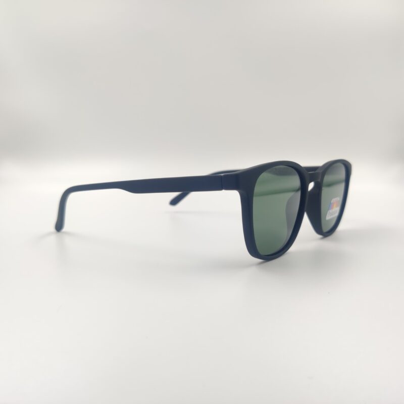 Black Wavyer Men Sunglasses - Image 3