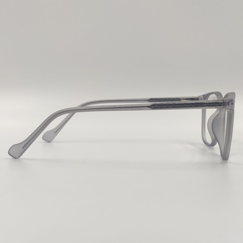 Men EyeGlasses 546 - Image 3